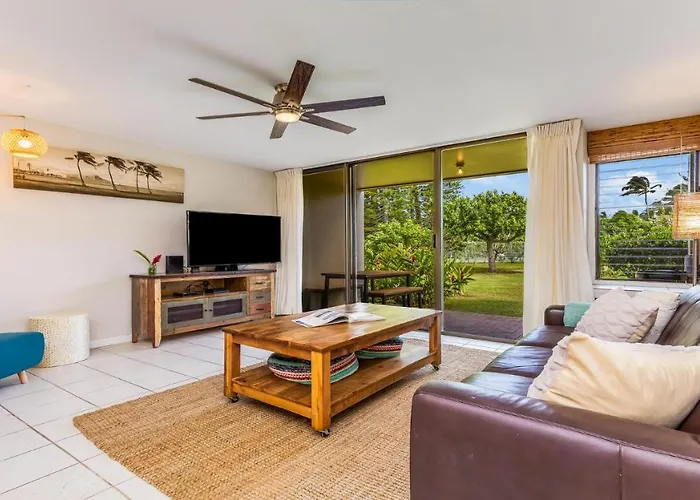Beach Cozy North Shore Turtle Bay Condo